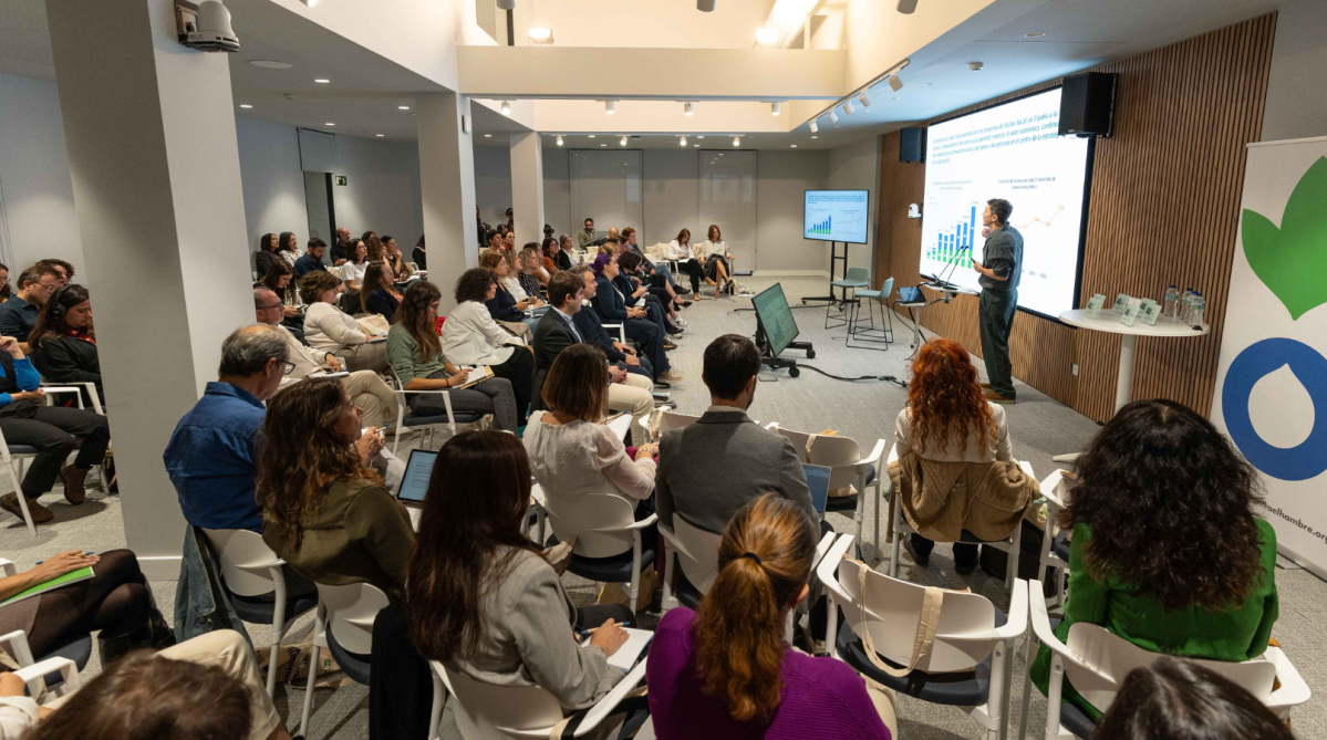 SocialInnovationLabs-ENII-Event-People-Conference-Buttom